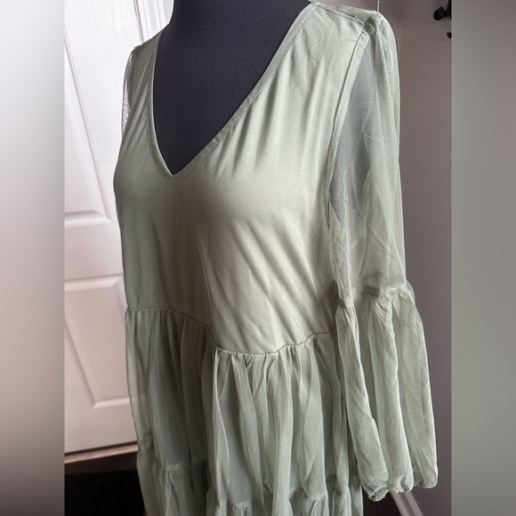 Baltic Born Green Tulle Maxi Dress - Picture 3 of 4